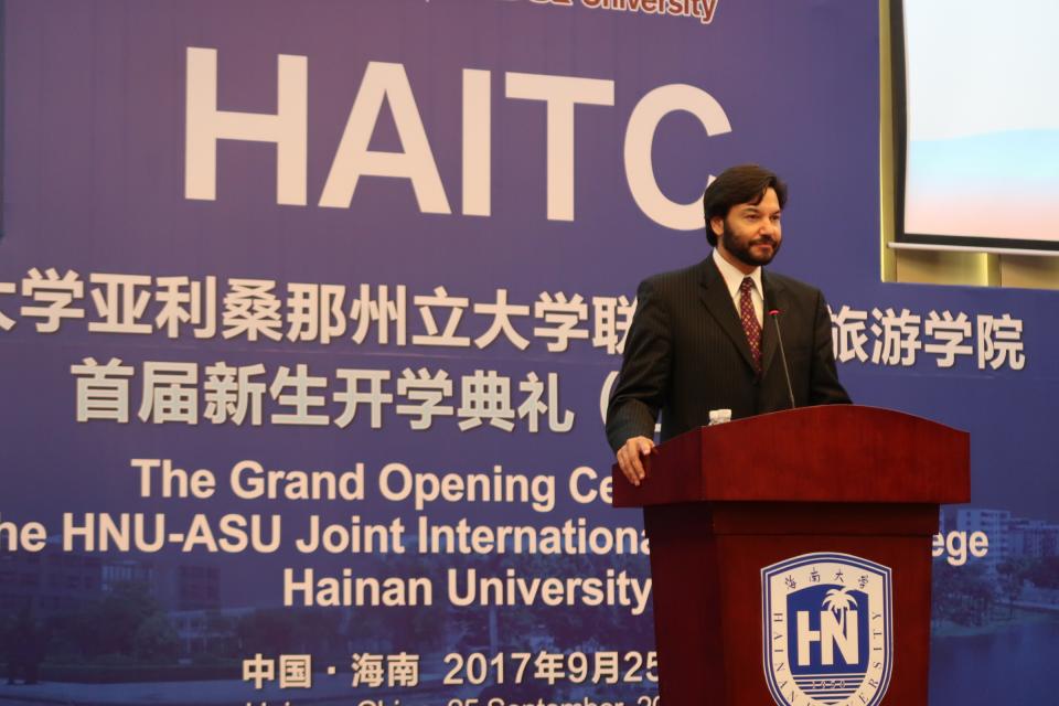 1506673179141144.jpg jk_at_hu.jpg