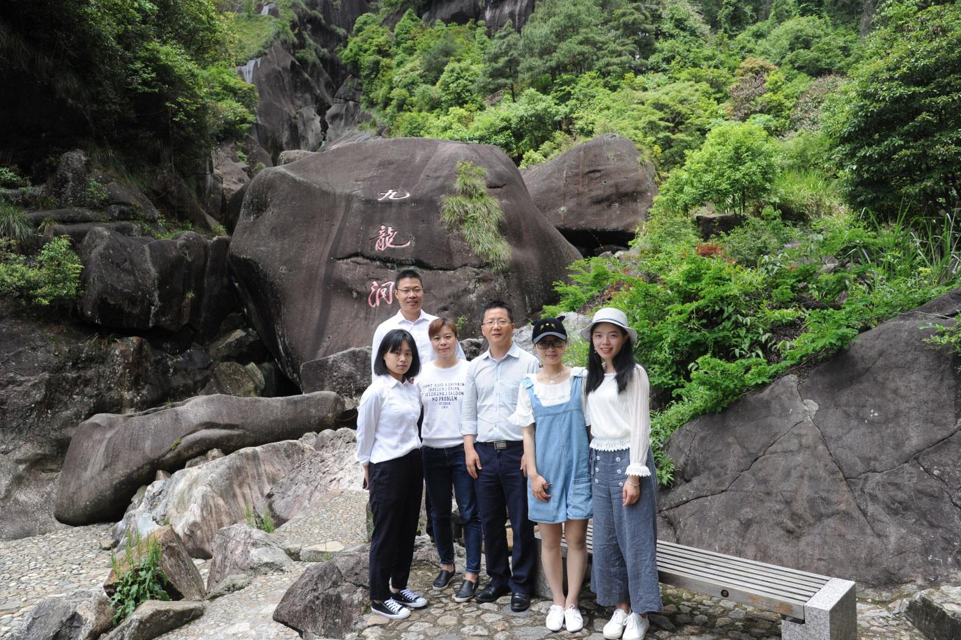 1526541350133579.jpg 微信图片_201805171514143.jpg